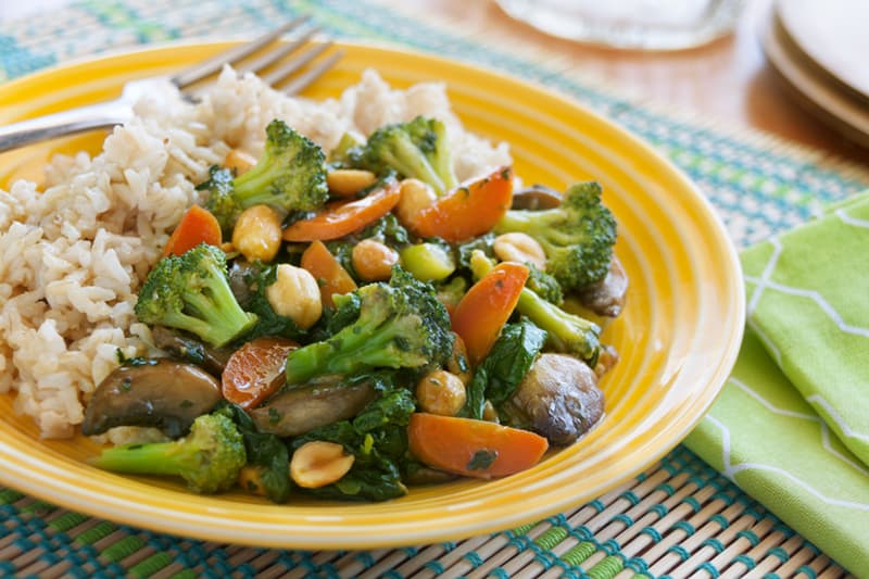 Broccoli Peanut Stir-fry