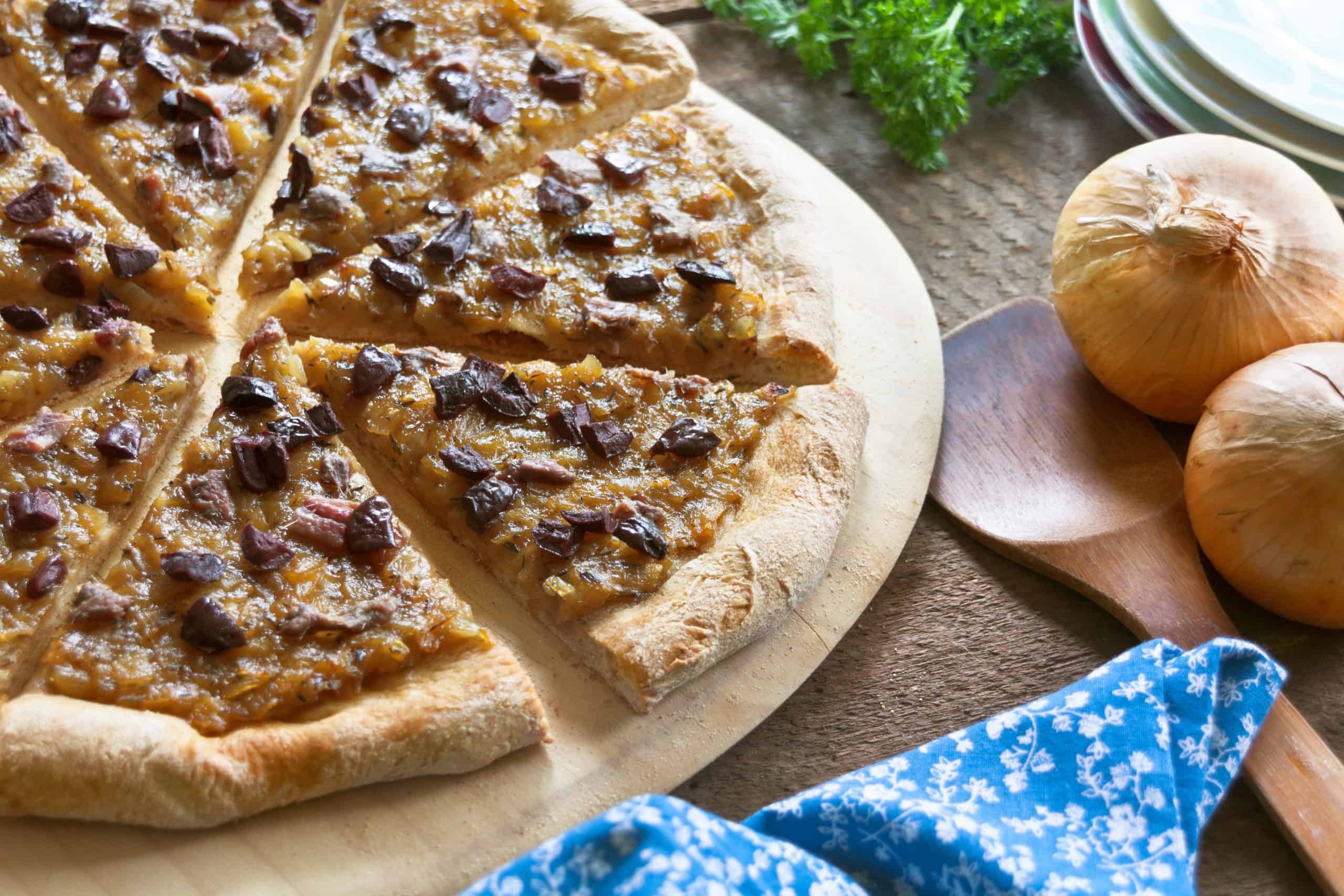 Provençal Onion Pizza - Guiding Stars