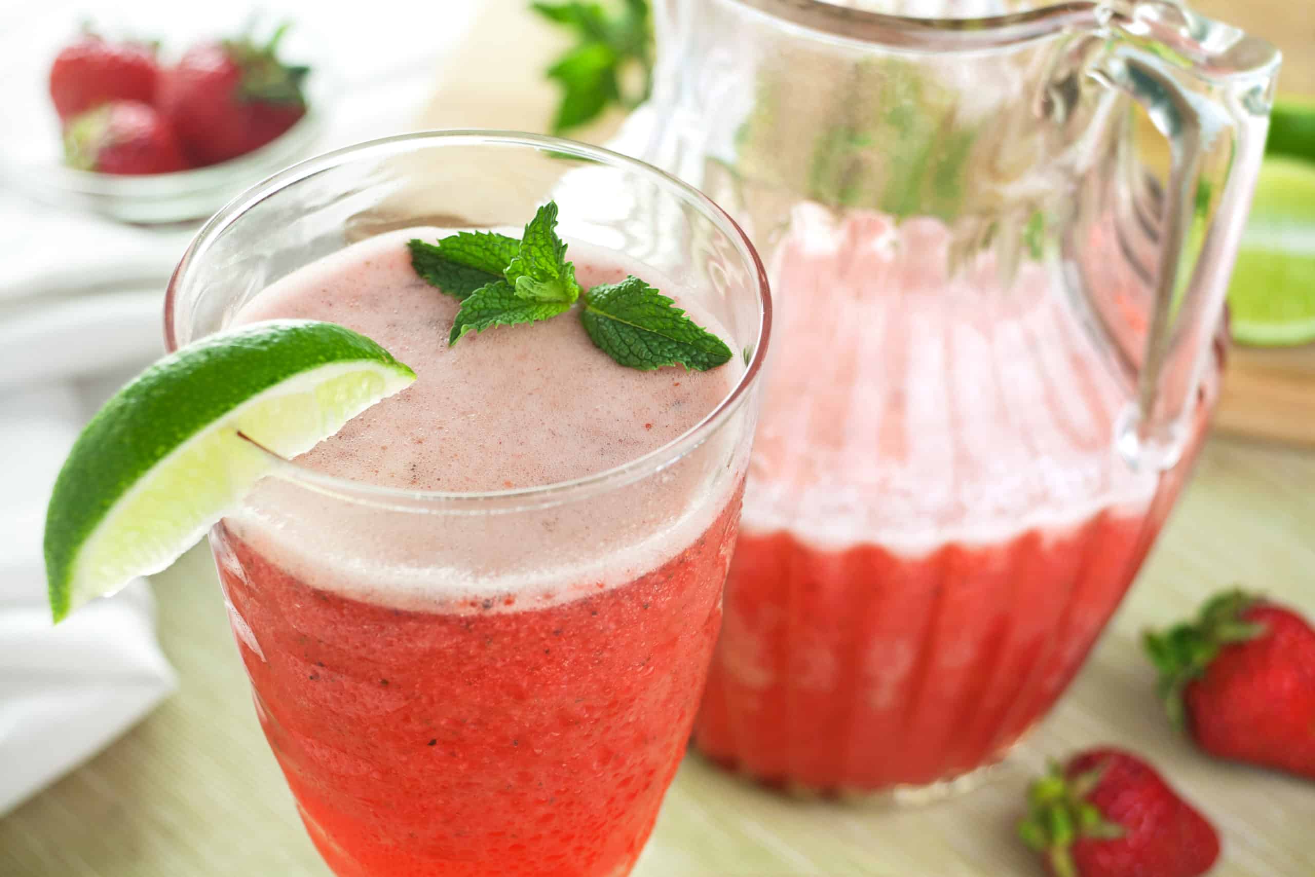 Strawberry Mint Spritzer