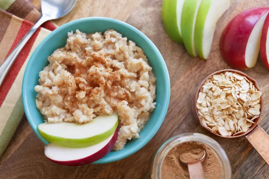 Applesauce Oatmeal For One